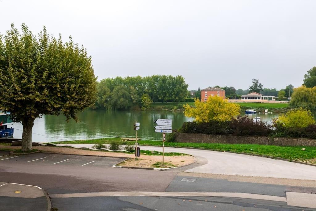 Le Chardonnay - Locationtournus Apartman Kültér fotó